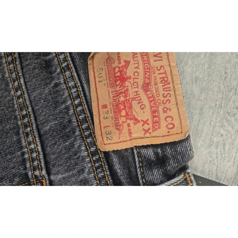 Levis 501 Original Straight Leg Jeans Mens 33x32 Faded Black Denim Button Fly